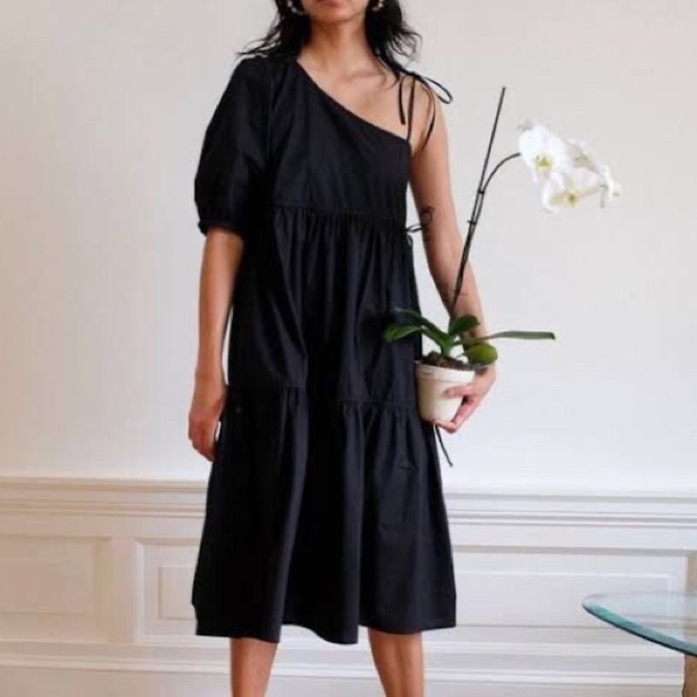 Black WRAY One Shoulder Puff Sleeve Sundress